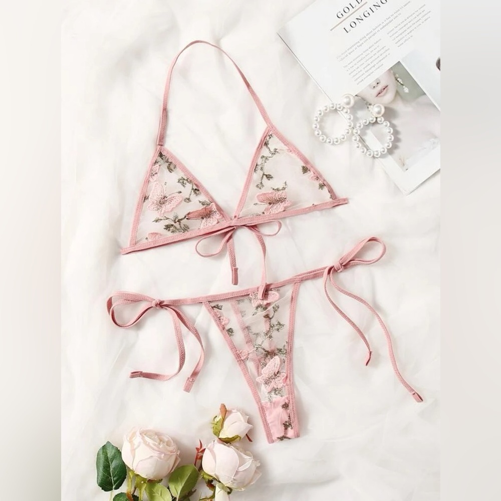 New Butterfly Embroidery Mesh Lingerie Set
